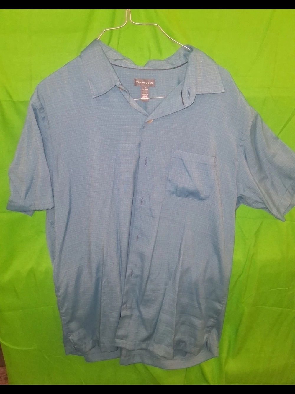 Van Heusen Men's Blue Short-Sleeve Button-Up Shirt